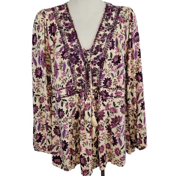 torrid Tops - TORRID Top Womans 2X Beige Esther  Babydoll  Crepe Embroidered Lace-Up Floral